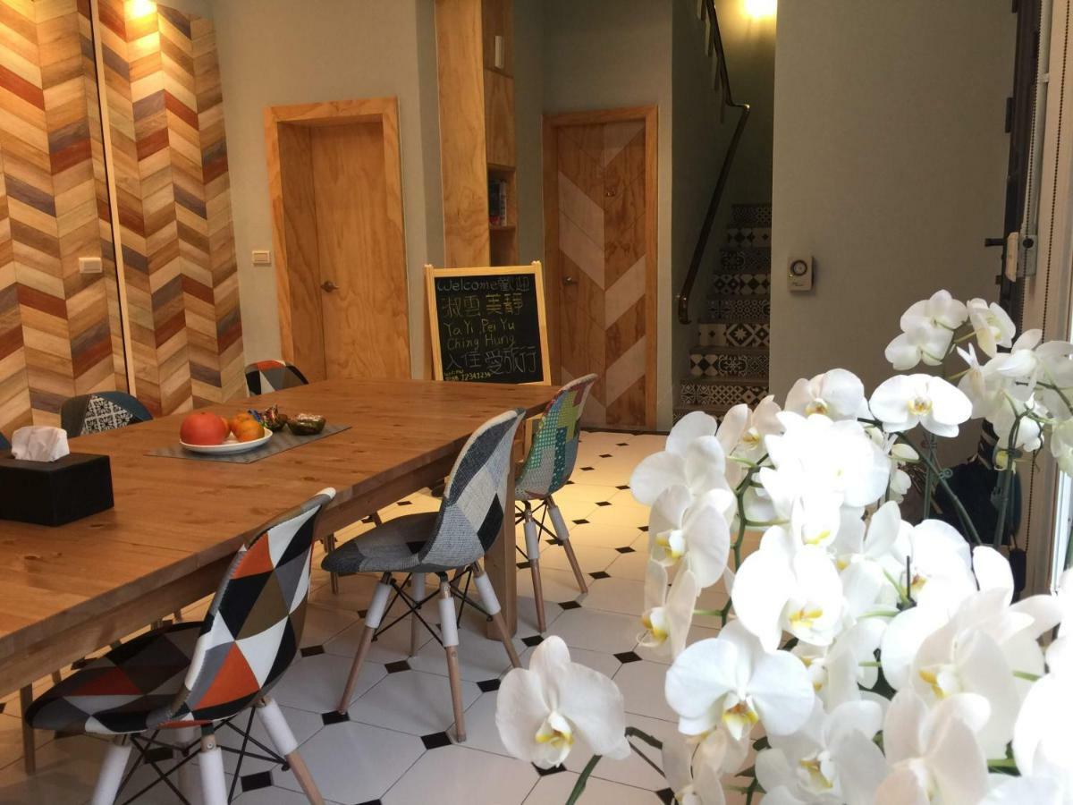 مدينة هوالين 愛旅行民宿&近東大門夜市 المظهر الخارجي الصورة